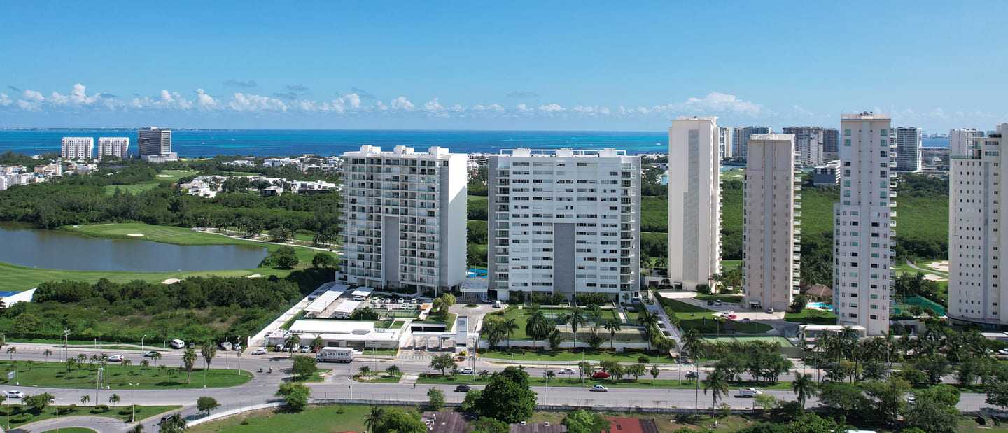 Sky Cancún Residences